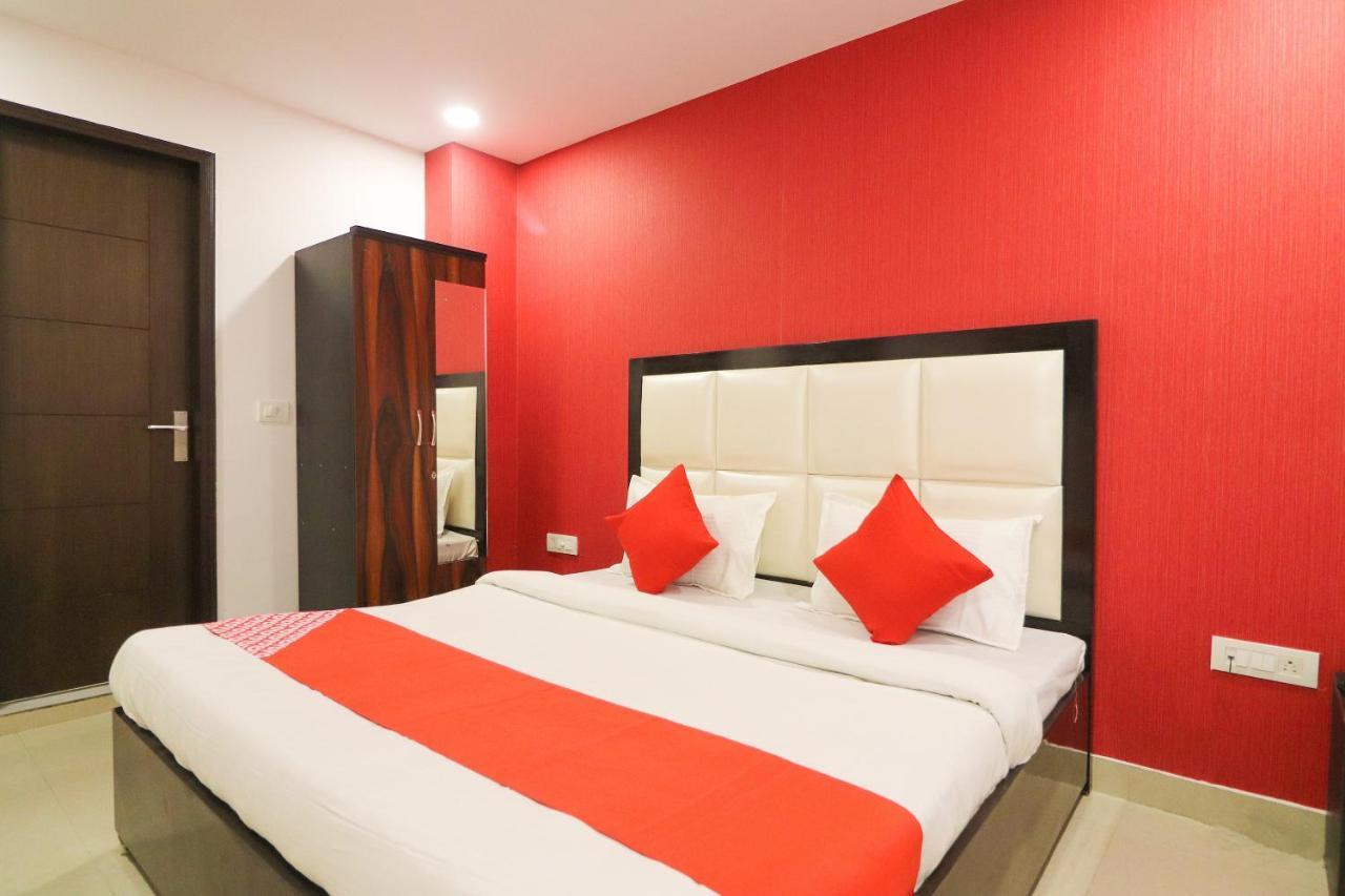 فندق Oyo 63841 White Orchid Indraprastha المظهر الخارجي الصورة