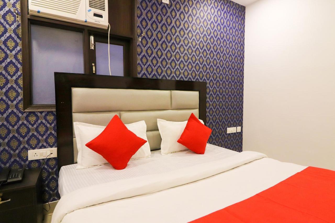 فندق Oyo 63841 White Orchid Indraprastha المظهر الخارجي الصورة