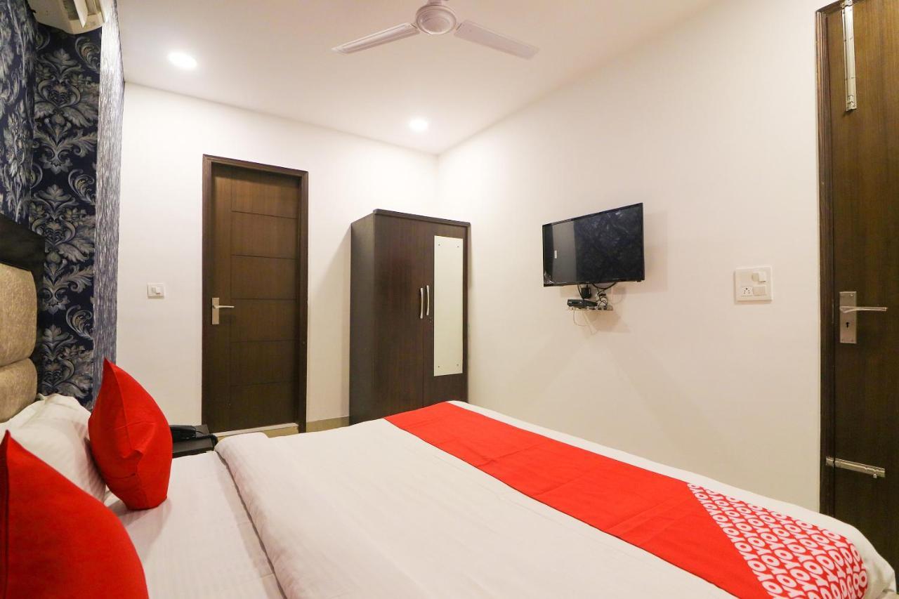 فندق Oyo 63841 White Orchid Indraprastha المظهر الخارجي الصورة